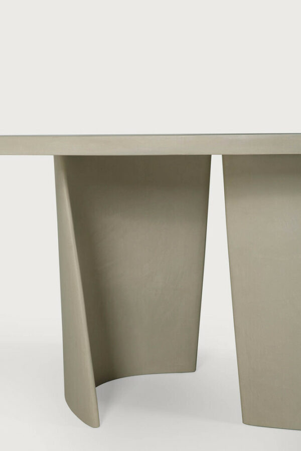 Table de jardin Canyon - Forme ovale - 230x115x76 cm - Béton vernis gris clair - Ethnicraft – Image 7